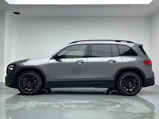 Mercedes-Benz GLB AMG — Фото автомобиля 7