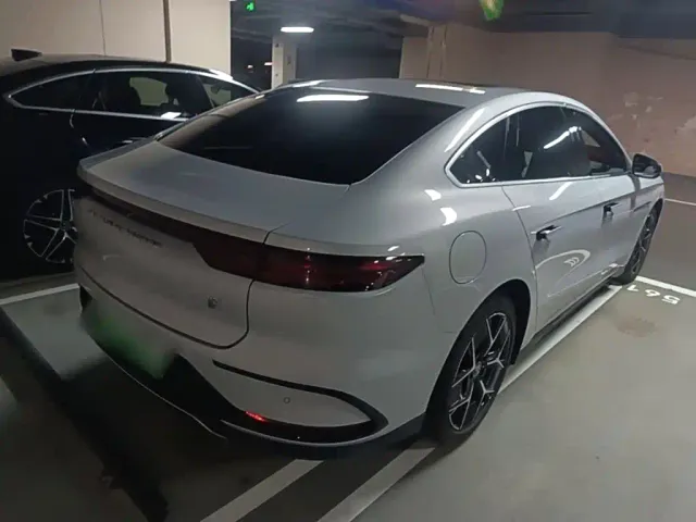 BYD Han — Фото автомобиля 6