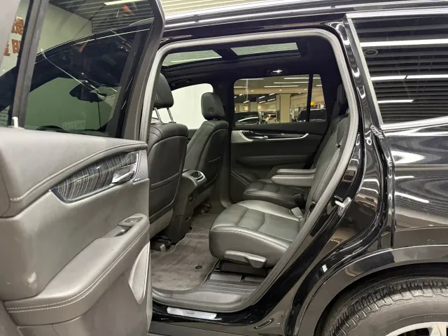 Cadillac XT6 — Фото автомобиля 11