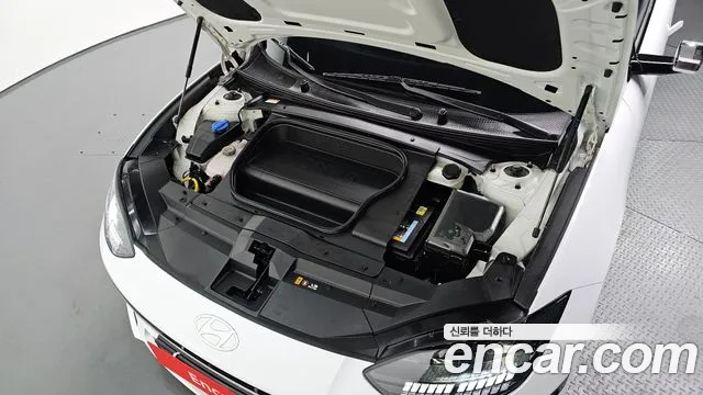 Hyundai Ioniq 6 — Фото автомобиля 8