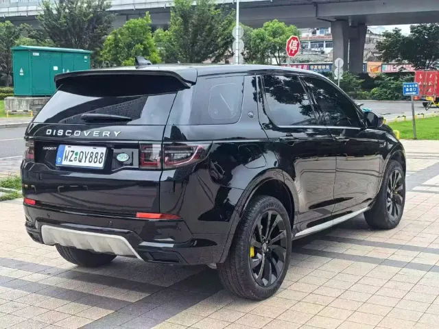 Land Rover Discovery Sport — Фото автомобиля 7