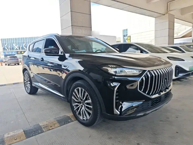 Jetour X70 Plus — Фото автомобиля 3
