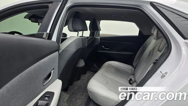 Hyundai AVANTE Avante (CN7) — Фото автомобиля 12