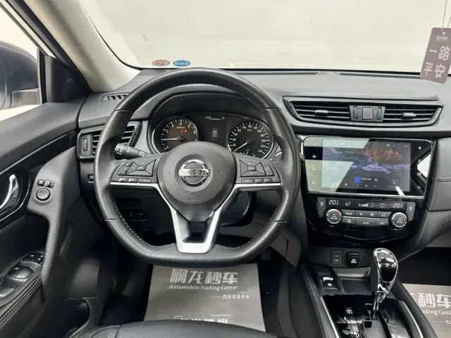 Nissan X-Trail — Фото автомобиля 10