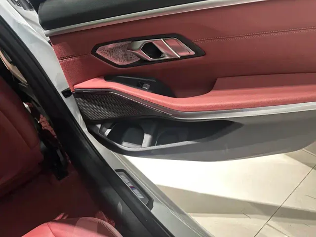 BMW 3 Series — Фото автомобиля 7