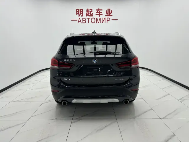 BMW X1 — Фото автомобиля 10