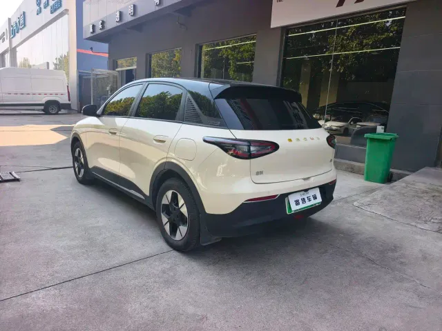 Geely Starry Wish — Фото автомобиля 4