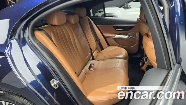 Mercedes-Benz E-Class W214 — Фото автомобиля 16