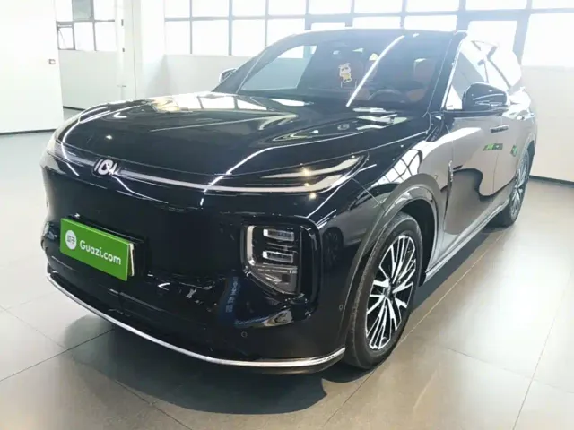 Фотография автомобиля — Changan Qiyuan Q07