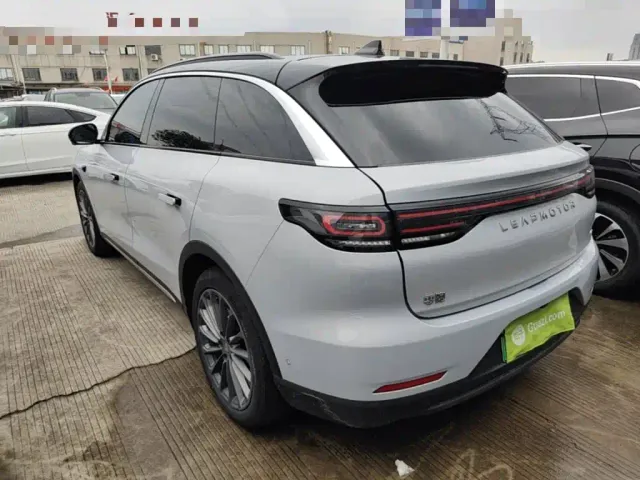 Leapmotor C11 — Фото автомобиля 4