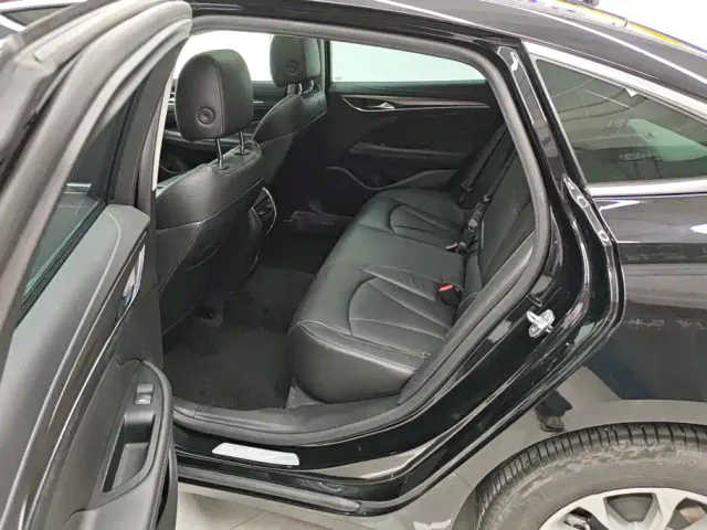 Buick LaCrosse — Фото автомобиля 11