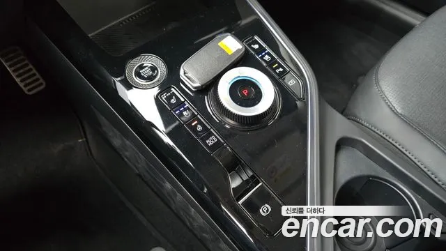 Kia Niro The All New Niro Signature — Фото автомобиля 8