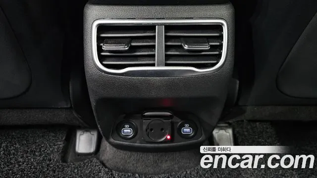 Hyundai Santafe — Фото автомобиля 25