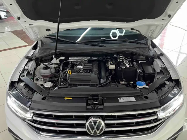 Volkswagen Tiguan L — Фото автомобиля 23