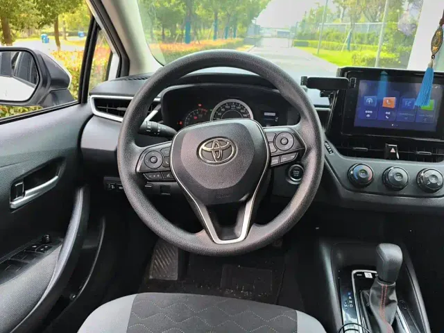 Toyota Corolla — Фото автомобиля 6