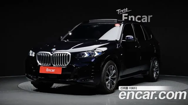 Фотография автомобиля — BMW X5