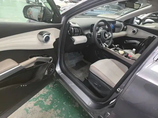 BYD Yuan PLUS — Фото автомобиля 15