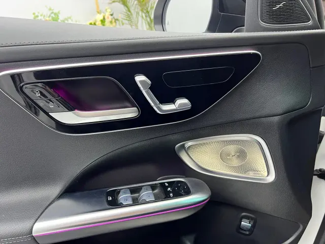 Mercedes-Benz C-Class — Фото автомобиля 7