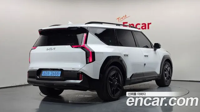 Kia EV9 — Фото автомобиля 2