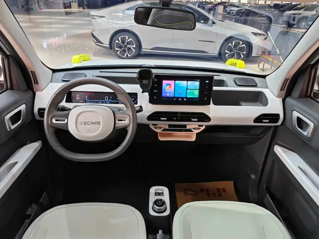 Geely Panda — Фото автомобиля 9