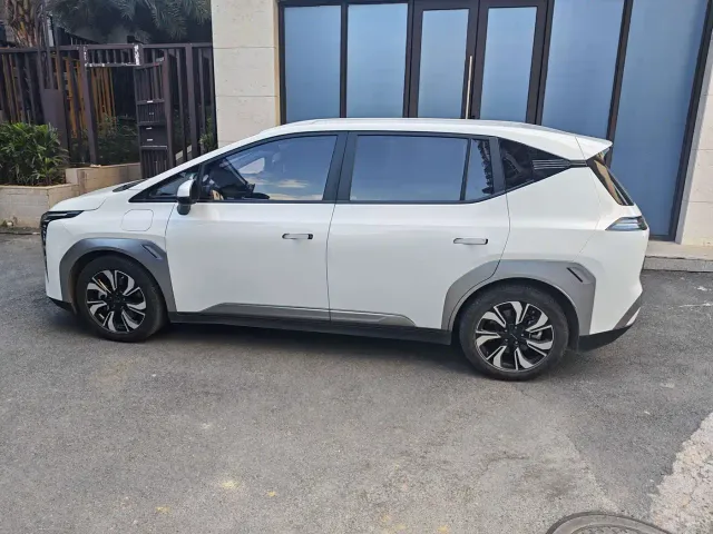 GAC Aion Y — Фото автомобиля 4