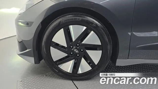 Hyundai Ioniq 6 — Фото автомобиля 5
