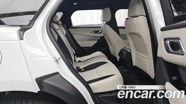 Land Rover Range Rover Velar Range Rover Velar 2.0 P250 R-Dynamic SE — Фото автомобиля 9