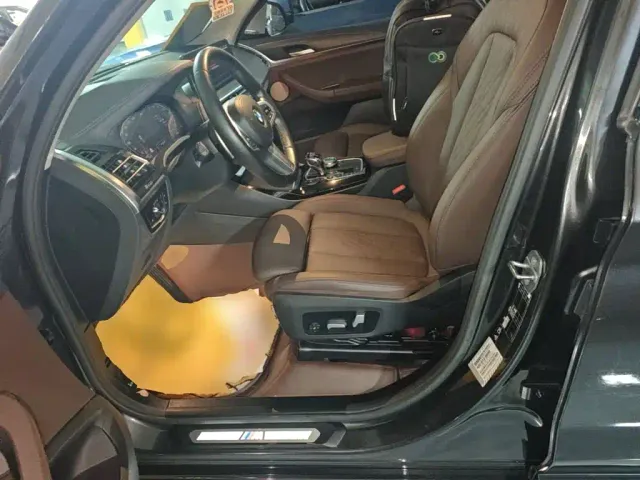 BMW X3 — Фото автомобиля 14