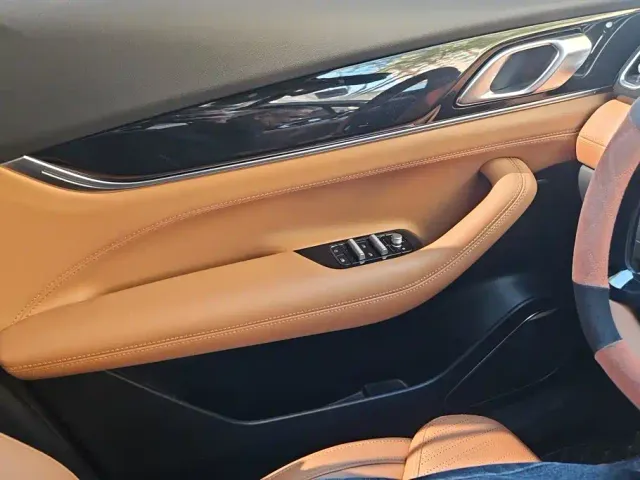 Geely Boyue L — Фото автомобиля 7