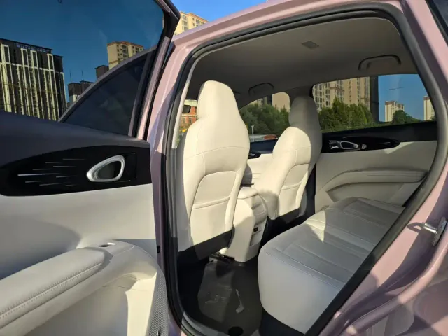 Geely Starry Wish — Фото автомобиля 5