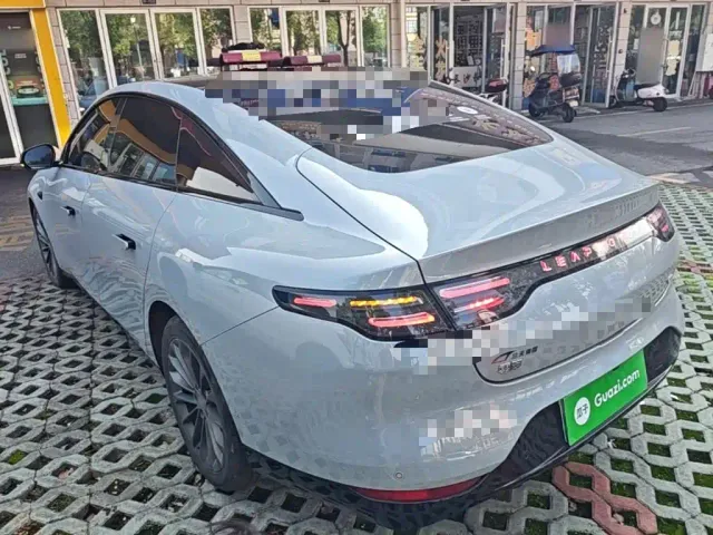 Leapmotor C01 — Фото автомобиля 4