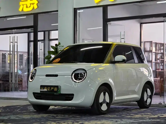 Фотография автомобиля — Changan Lumin