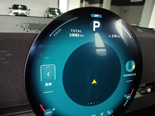 MINI Electric MINI ACEMAN — Фото автомобиля 11