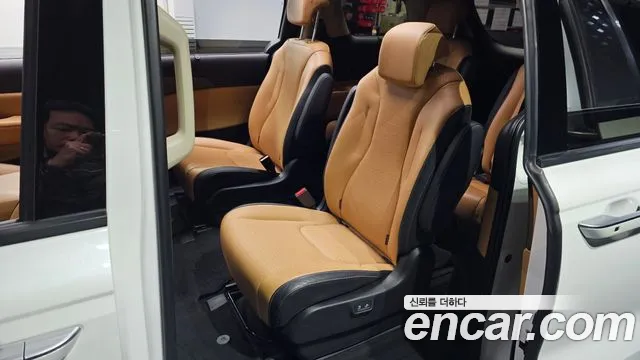 Kia Canival Carnival 4 поколение Бензин 9 мест Noblesse — Фото автомобиля 12