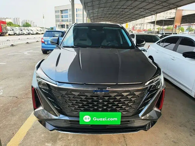 Changan Z6 — Фото автомобиля 2