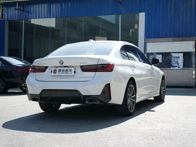 BMW 3 Series — Фото автомобиля 7