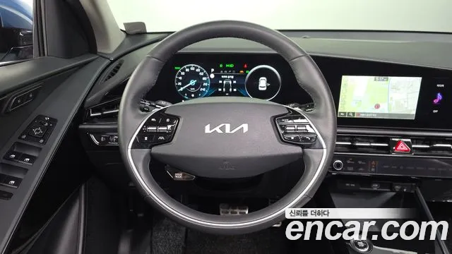 Kia Niro The All New — Фото автомобиля 13