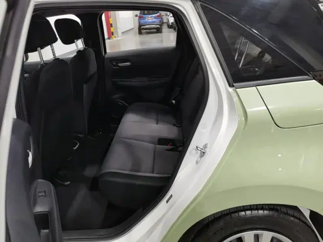 Honda Fit — Фото автомобиля 15