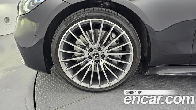 Mercedes-Benz S-Class — Фото автомобиля 5