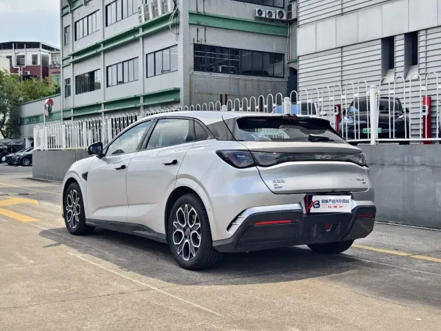 BYD Seal 06 GT — Фото автомобиля 5