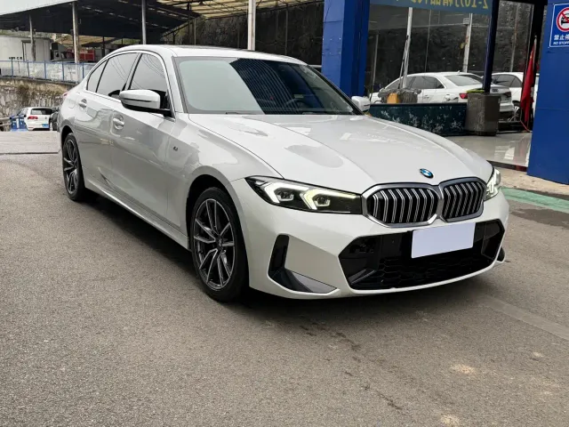 BMW 3 Series — Фото автомобиля 2