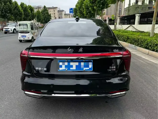 Hongqi H5 — Фото автомобиля 8