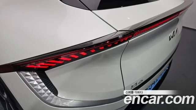 Kia EV6 — Фото автомобиля 8