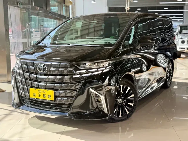 Фотография автомобиля — Toyota Alphard