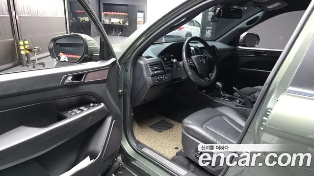 KG_Mobility_Ssangyong Rexton Новый Rexton Sport Khan Дизель 2.2 4WD — Фото автомобиля 10