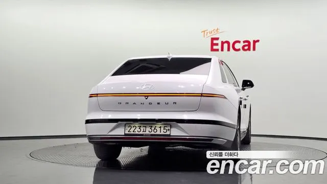 Hyundai Grandeur GN7 — Фото автомобиля 4