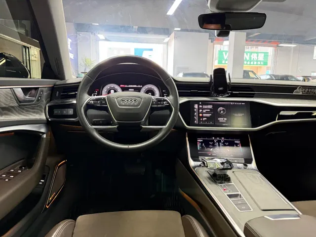 Audi A7L — Фото автомобиля 7