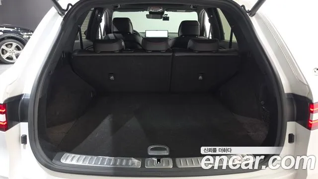 Genesis GV70 — Фото автомобиля 19