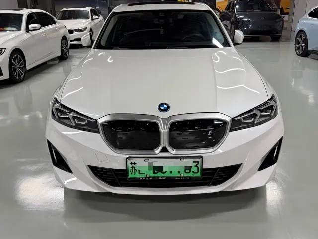 BMW i3 — Фото автомобиля 6