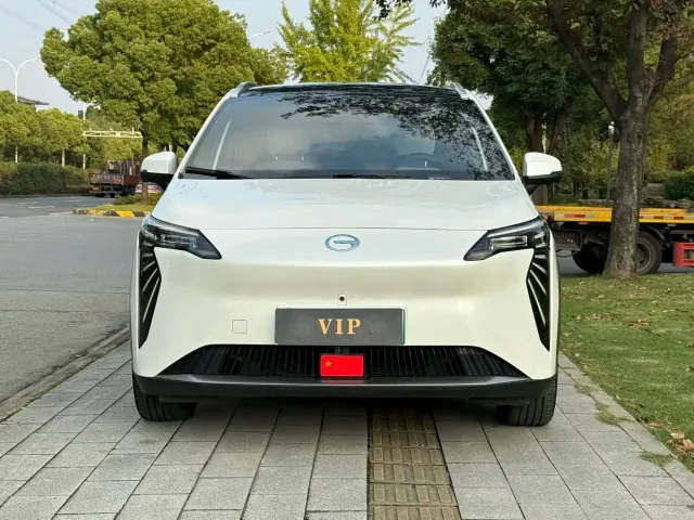 GAC Aion Y — Фото автомобиля 2
